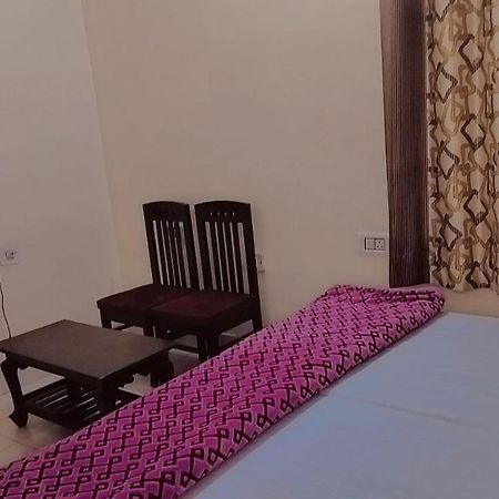 Tiger Guest House ซาวาย มาโดปูร์ ภายนอก รูปภาพ