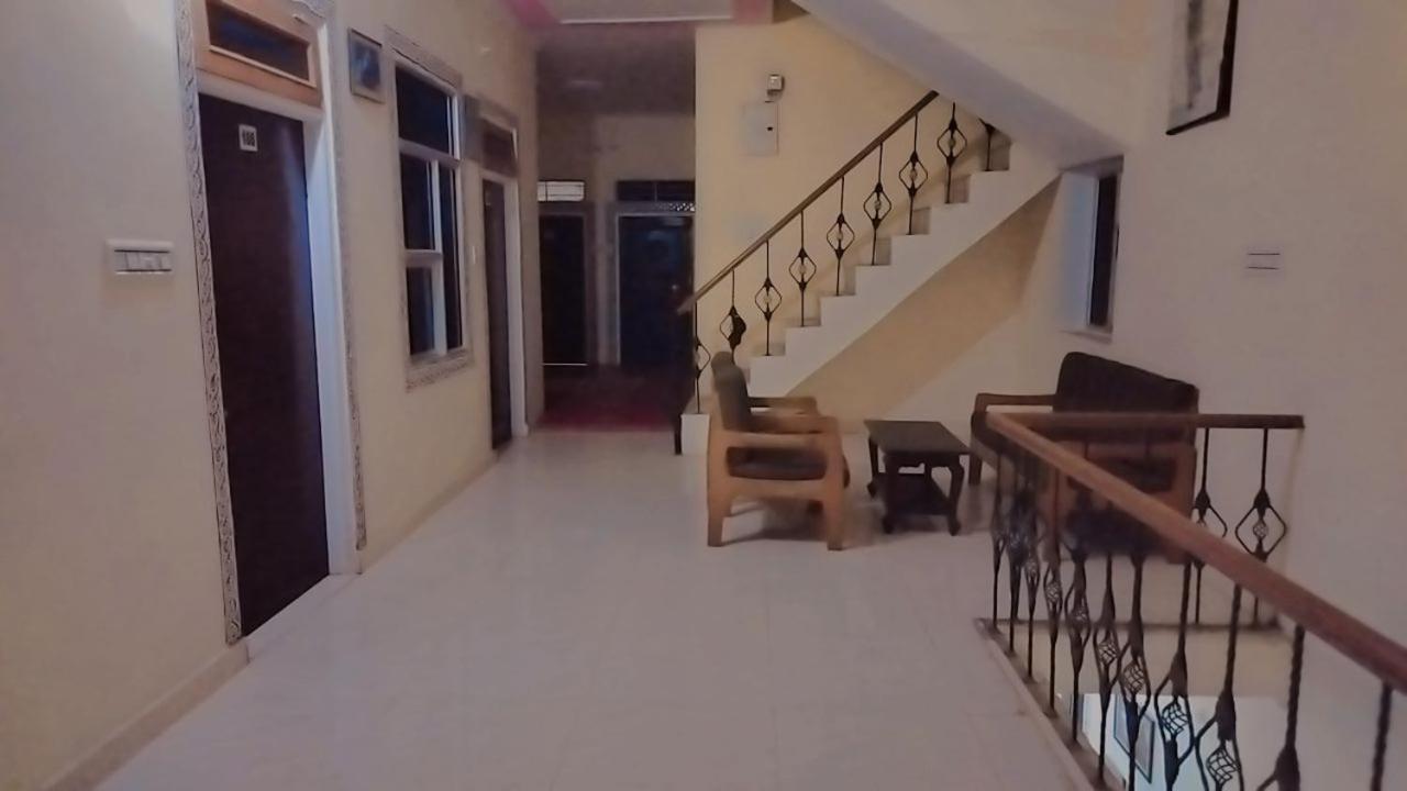 Tiger Guest House ซาวาย มาโดปูร์ ภายนอก รูปภาพ